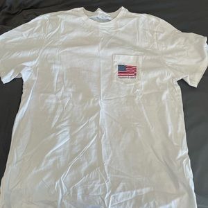 Vineyard Vines T shirt. Never worn. Size L